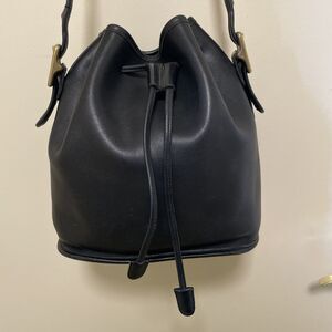 Vintage Coach 9952 Lula’s Legacy Drawstring Crossbody Bucket Bag Black Leather
